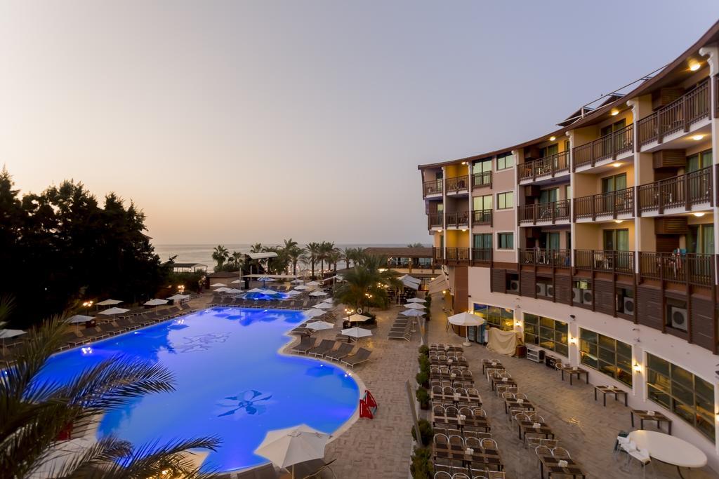 Club Dem Spa & Resort Hotel Konaklı Esterno foto